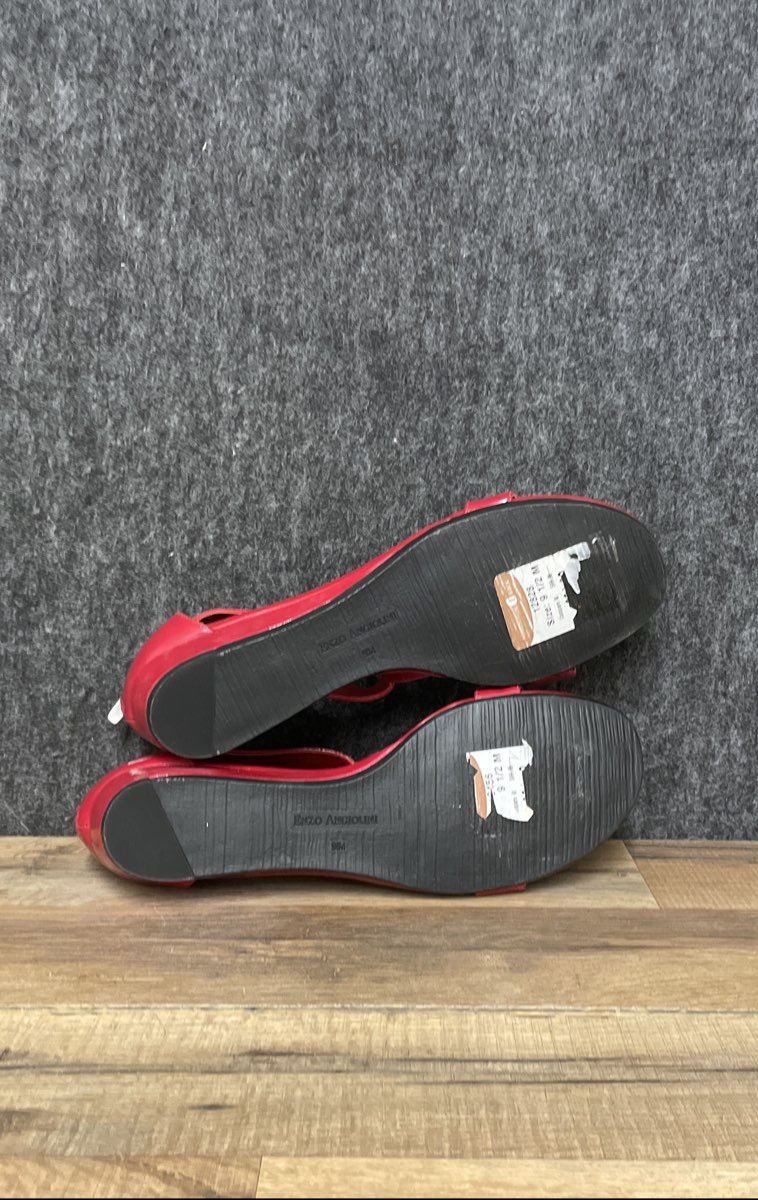 Enzo Angiolini Bright Red Patent T-Strap Embellished Wedge Sandals Size 9.5 M