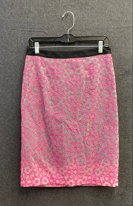 Halogen Women's Pink Floral Embroidered Pencil Skirt Black Waistband Sz 4
