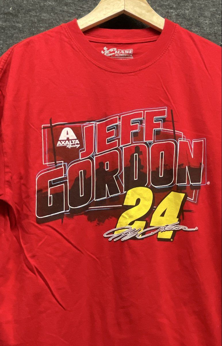 Jeff Gordon NASCAR Bundle Chase Authentics Red T-Shirt Sz L Winners Circle Hat