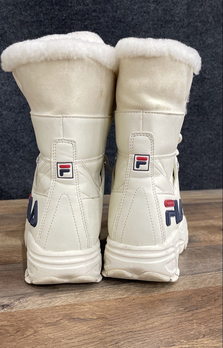 Fila Disruptor Shearling Boot White Faux Fur Winter Lifestyle Size 6.5