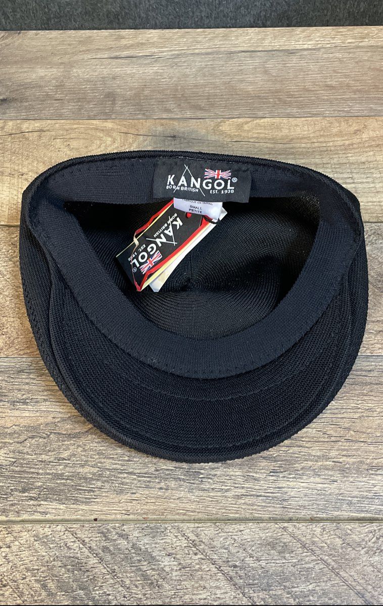 Kangol Tropic 504 Ventair Ivy Cap Black Small NWT