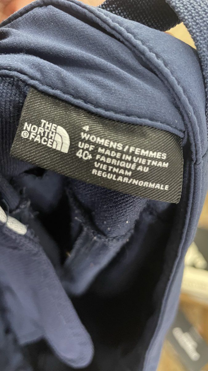 The North Face Women's Blue UPF 40+ Stretch Technical Hiking Pants Sz 4
