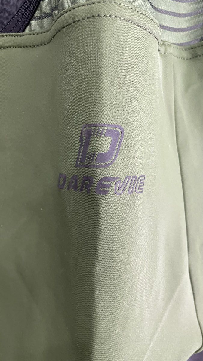 Darevie Women's Cycling Bib Shorts Green Padded Chamois Mesh Straps Sz M
