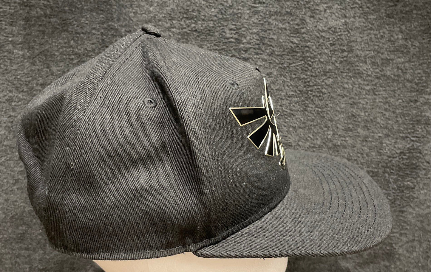 The Legend of Zelda Hylian Crest Snapback Hat Nintendo Licensed Black Sz OSFM