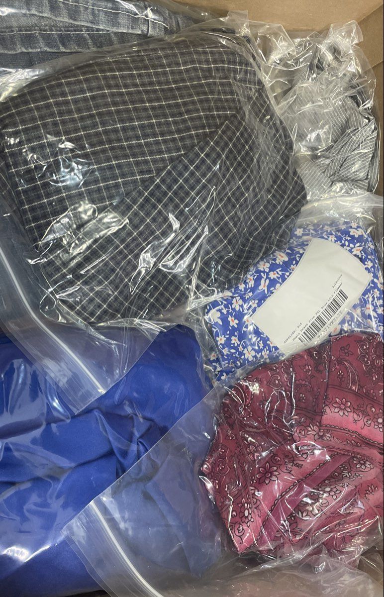 20 Lb Bulk Lot Assorted Brand Reseller Clothing Men Women Nike Free People MK