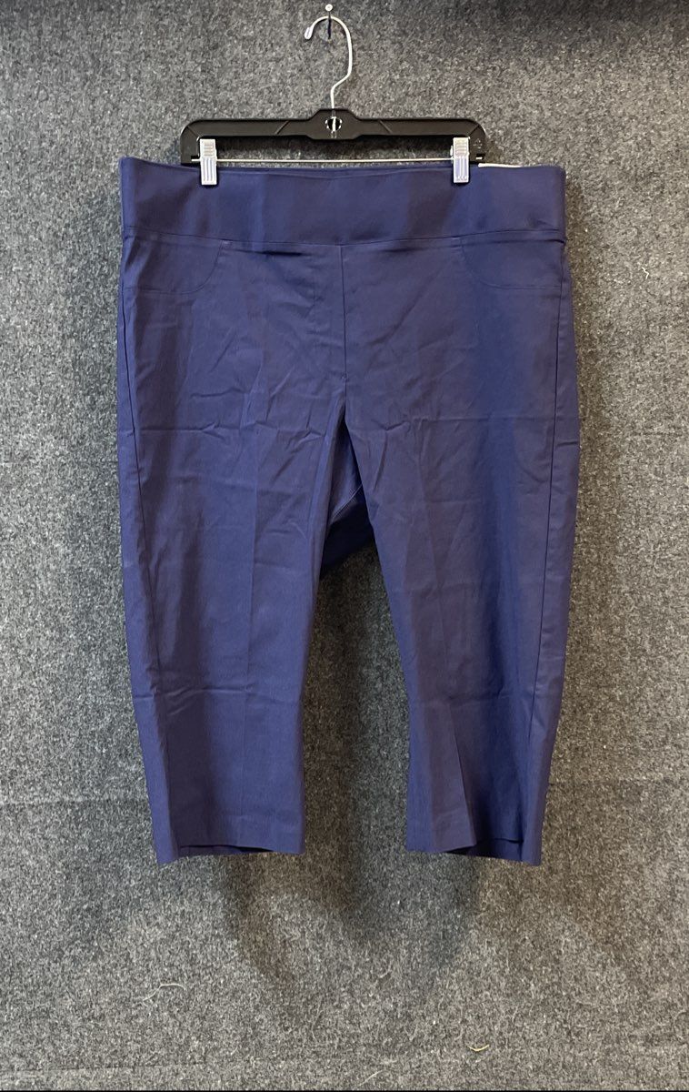 Lane Bryant Women's Navy Blue 4 Season Slim Capri Mid-Rise Pants Sz 22 NWT