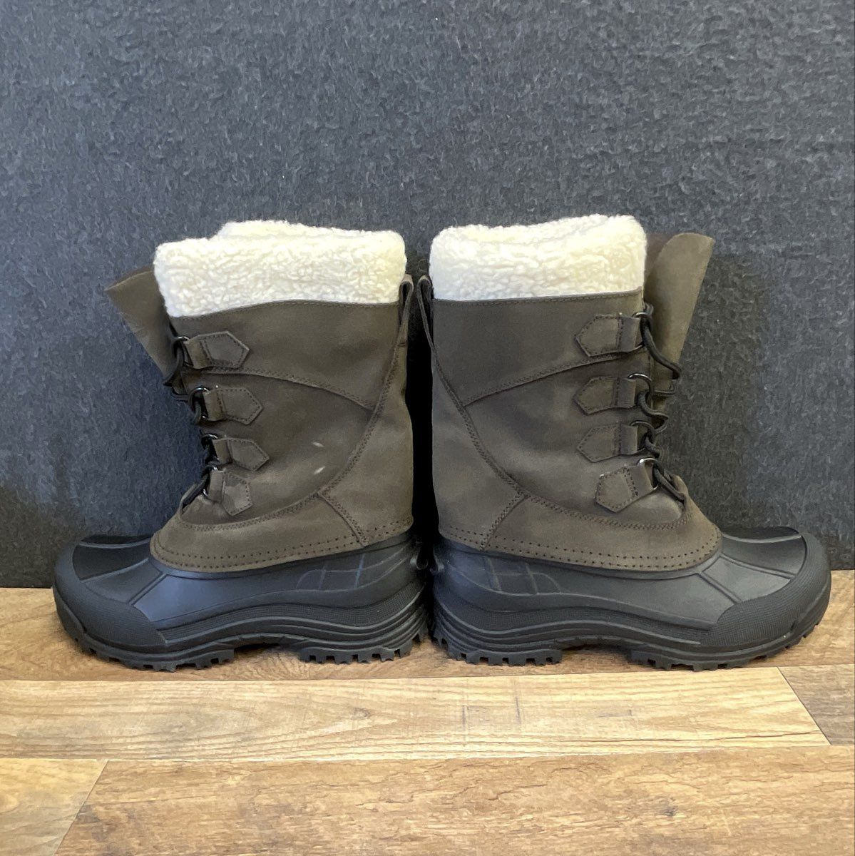Adventuridge Men's Winter Boots Dark Brown Suede Duck Boots Size 9