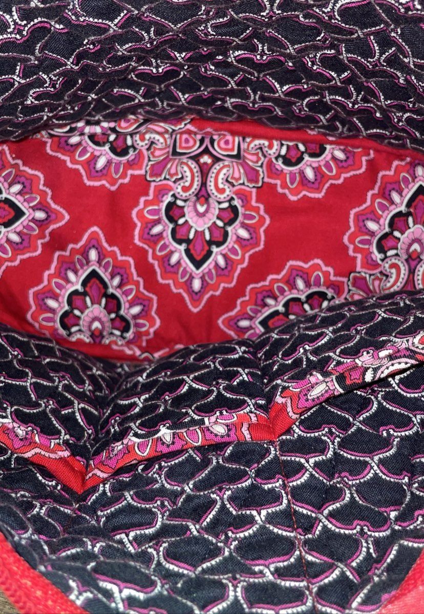 Vera Bradley Red Quilted Cotton Barcelona Crossbody Shoulder Bag Adjustable