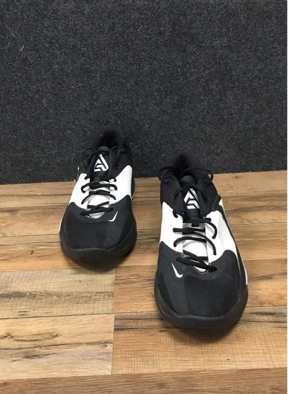 Nike Zoom Freak 4 Black White Basketball Shoes Men's Size 12