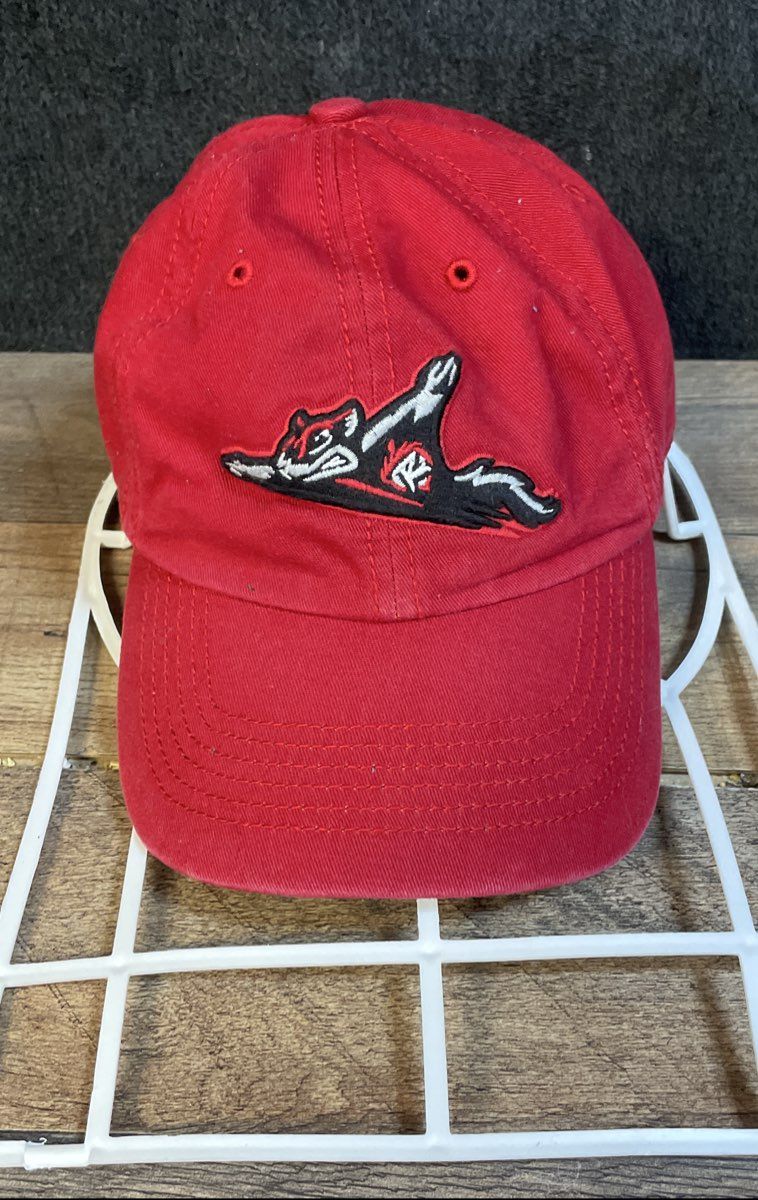 Richmond Flying Squirrels Red Baseball Caps Lot of 2 '47 New Era One Signed