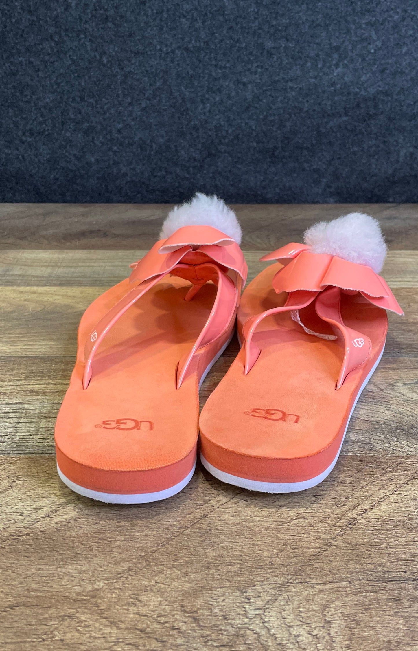 UGG Holly Orange Patent Flower Pom Sandals Flip Flops Women's Size 6