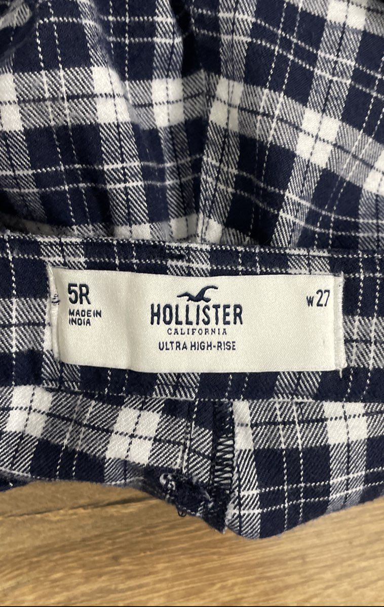 Hollister Women's Blue White Plaid Ultra High Rise Pants Sz 5R w27