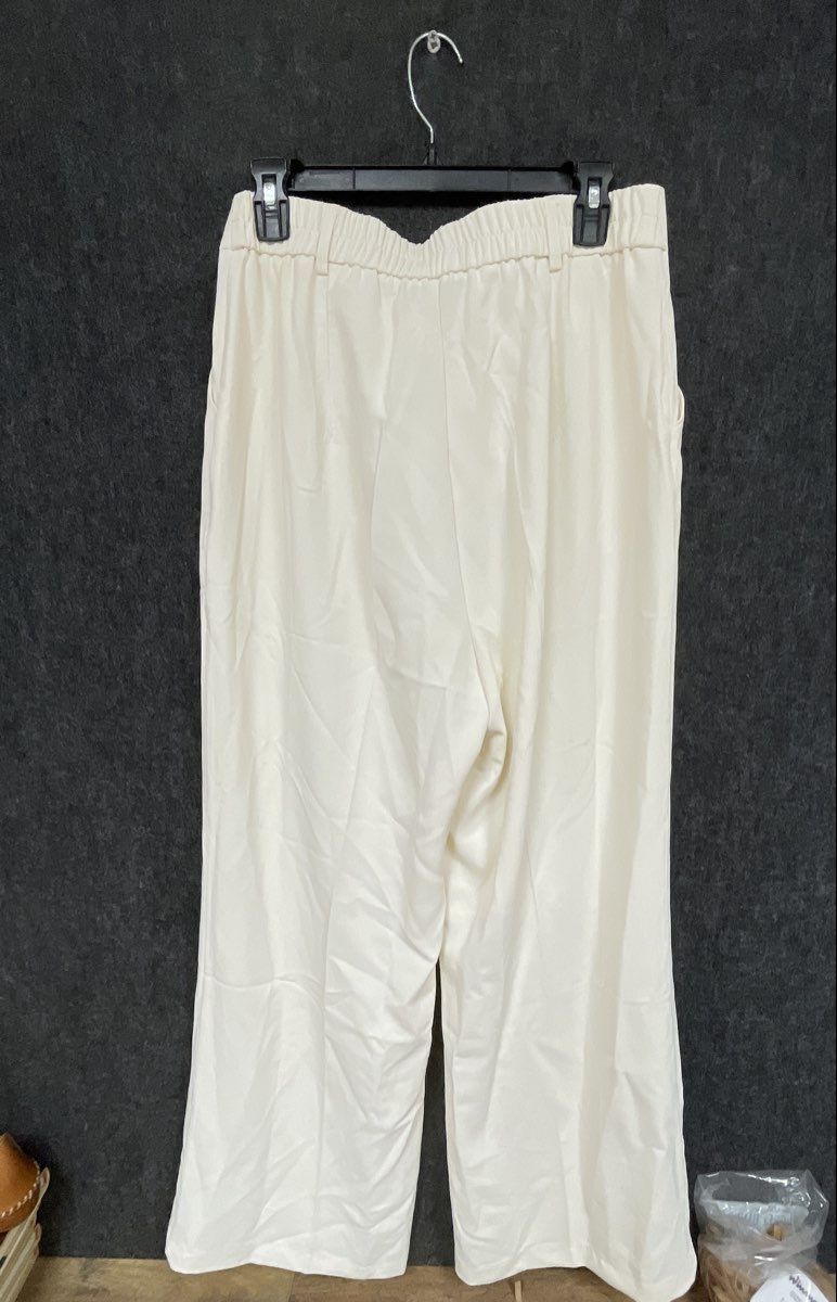 FUNYYZO Women's Ivory Wide Leg Trousers Pants High Waist Pleated Front NWT Sz L