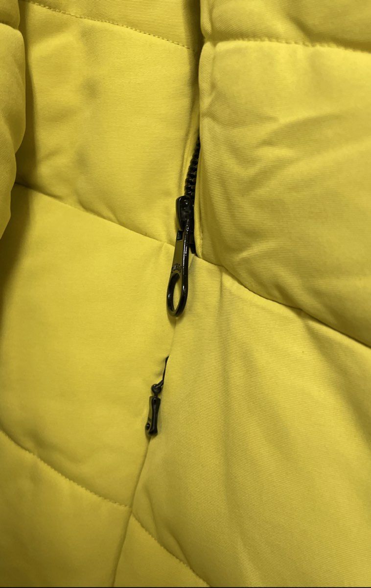 Guess Women's Yellow Faux Fur Trim Hooded Quilted Puffer Jacket Sz L