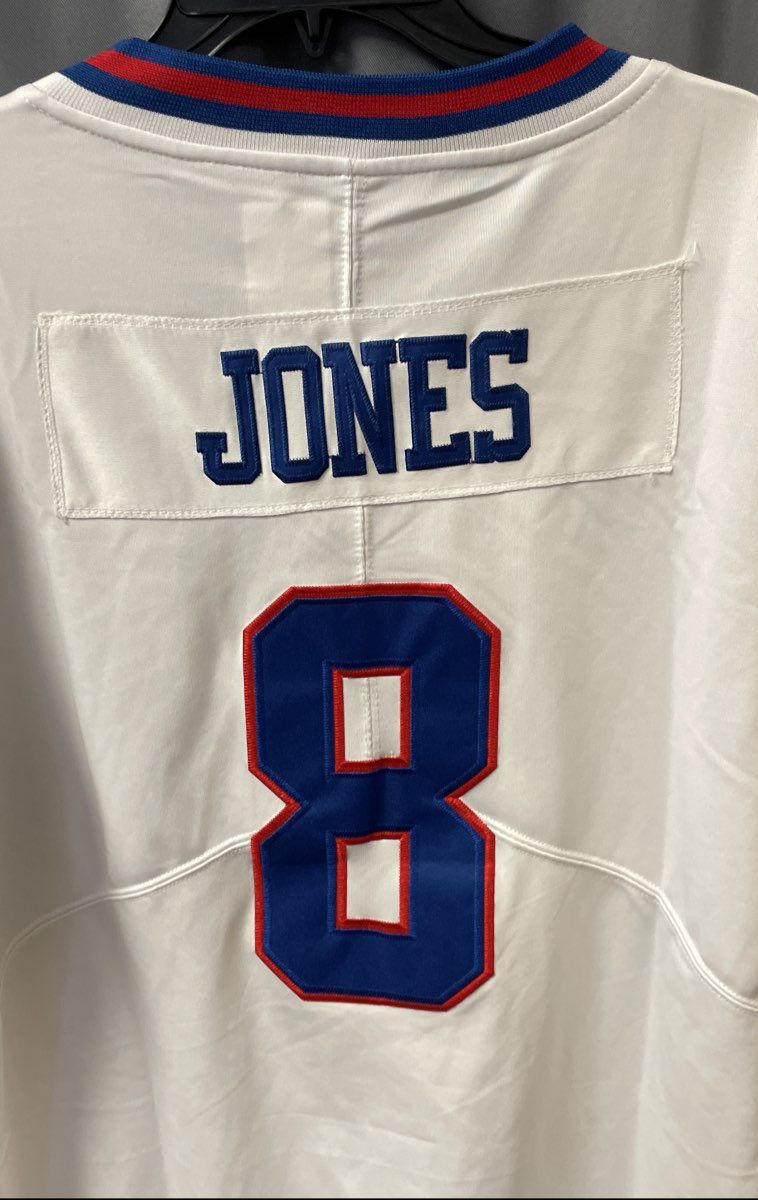 Nike Men's NY Giants Daniel Jones #8 White On Field Football Jersey Size M