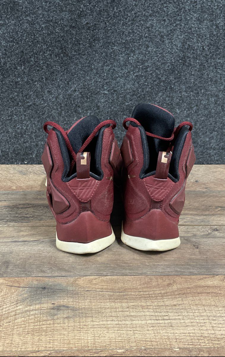 Nike LeBron 13 Team Wine Red Metallic Gold Basketball Shoes Size 7.5
