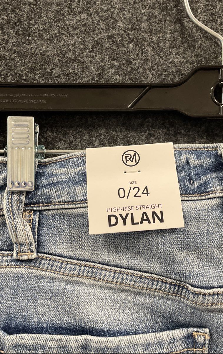 RFM Women's Dylan High-Rise Straight Jeans Light Wash Denim Size 0/24 NWT