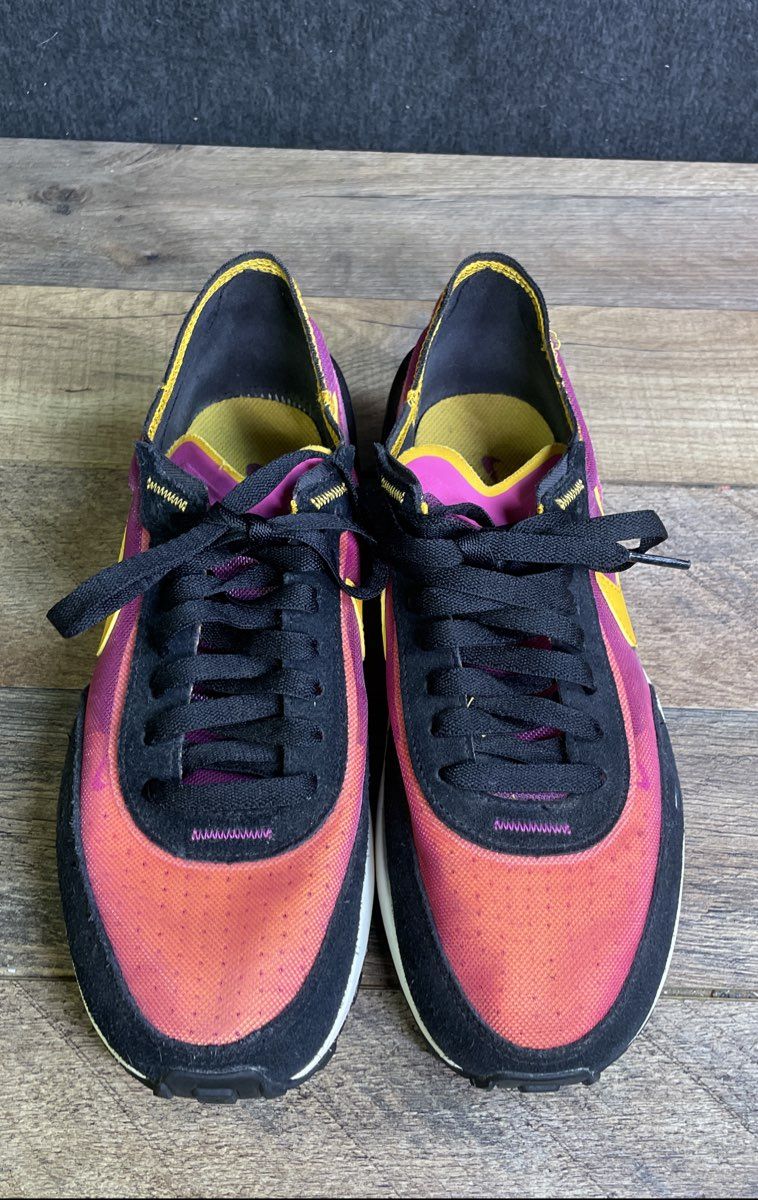 Nike Waffle One Active Fuchsia University Gold Women's Sneakers Size 8.5