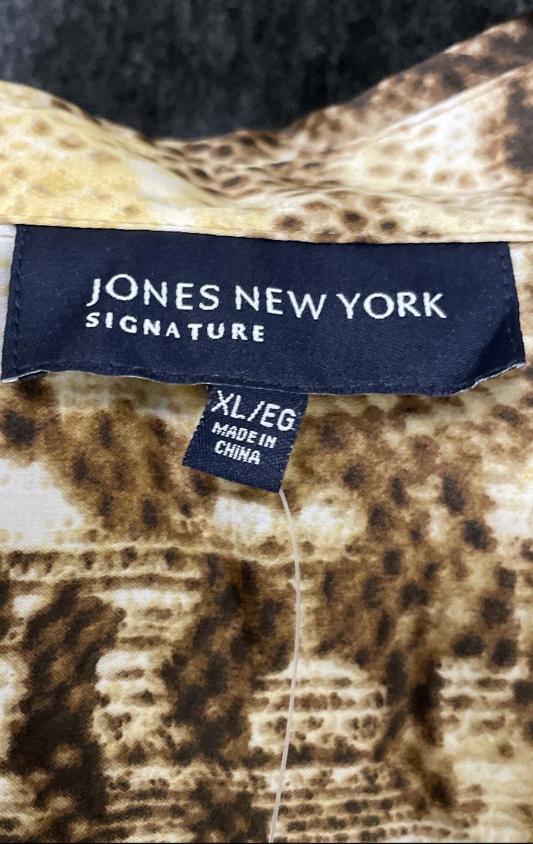 Jones New York Signature Women's Brown Snakeskin Roll Tab Pocket Blouse Size XL