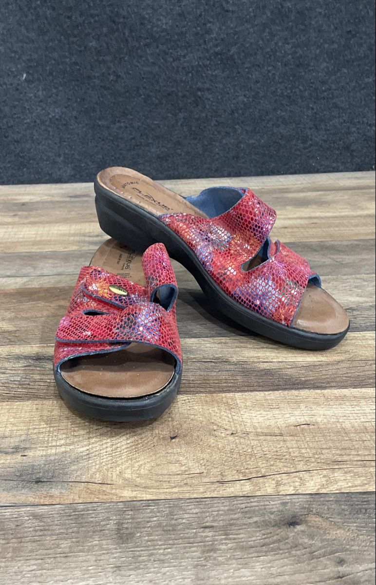 Flexus by Spring Step Italian Comfort Red Multi Slide Sandals Size 9 EU 40