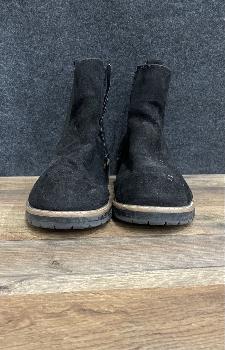 Kayla B Black Faux Suede Side Zip Ankle Boots Women's Size 10M