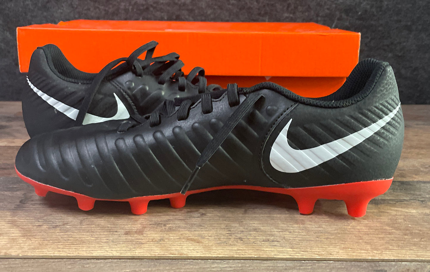 Nike Tiempo Legend 7 Academy FG Black White Red Soccer Cleats Size 8.5