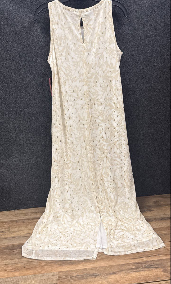 Vince Camuto Women's Natural Sand Floral Metallic Fleck Maxi Dress Sz PM NWT