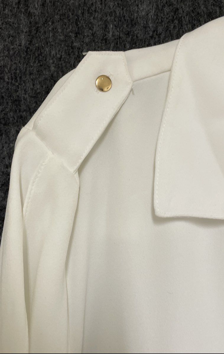 Chico's Women's White Button Down Utility Blouse Gold Button Epaulette Sz 3