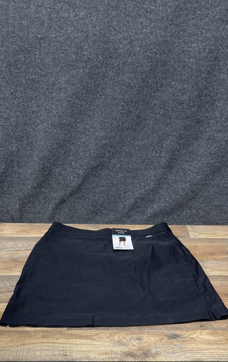 Rafaella Women's Black Stretch Skort Functional Pockets NWT Size Large