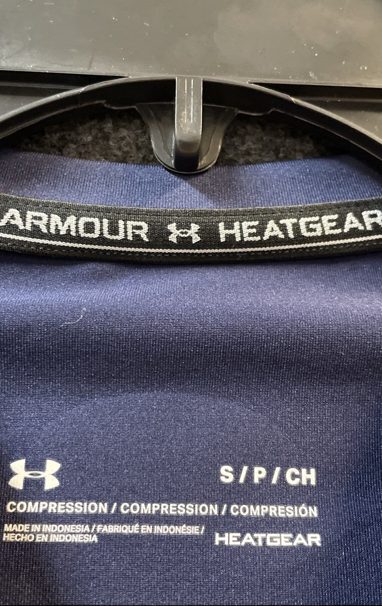 Under Armour Men's Compression Shirt Navy Blue HeatGear Long Sleeve Sz S