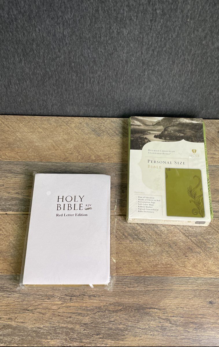 Lot of 4 Holy Bibles KJV NKJV HCSB Holman Regency Red Letter Edition