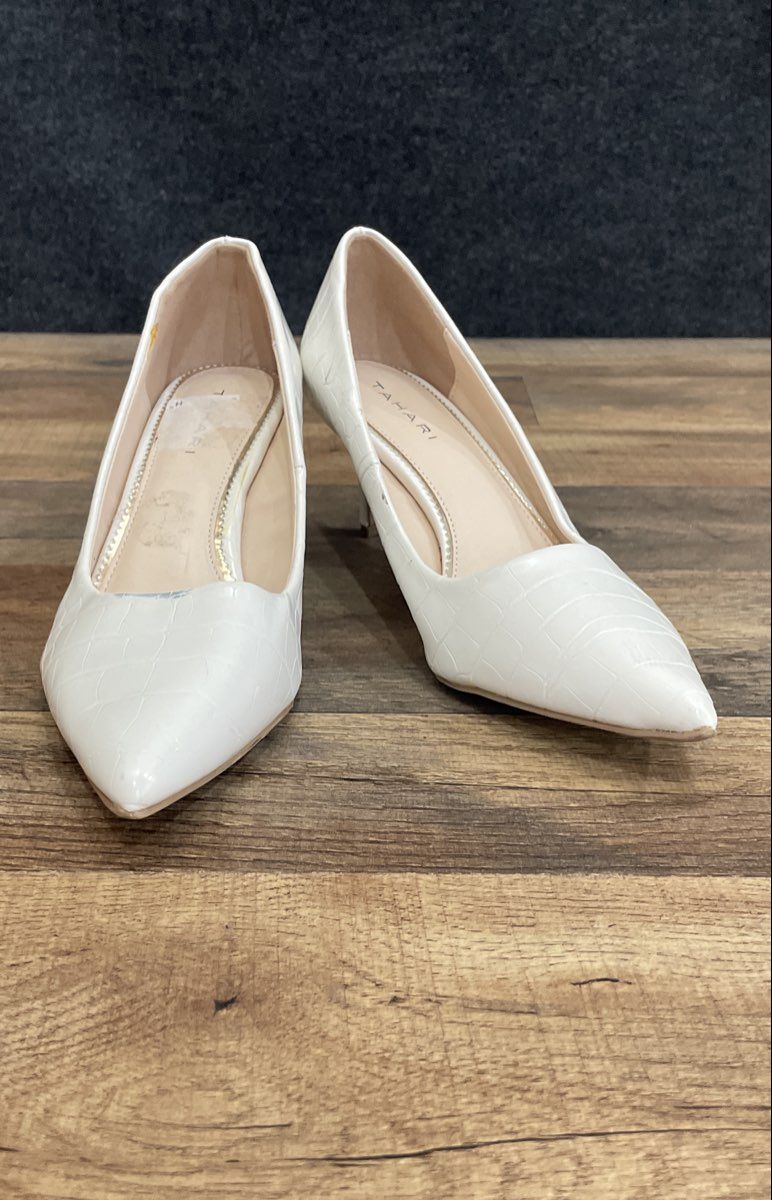 Tahari Sofiya White Croc Embossed Pointed Toe Kitten Heel Pumps Women's Size 7