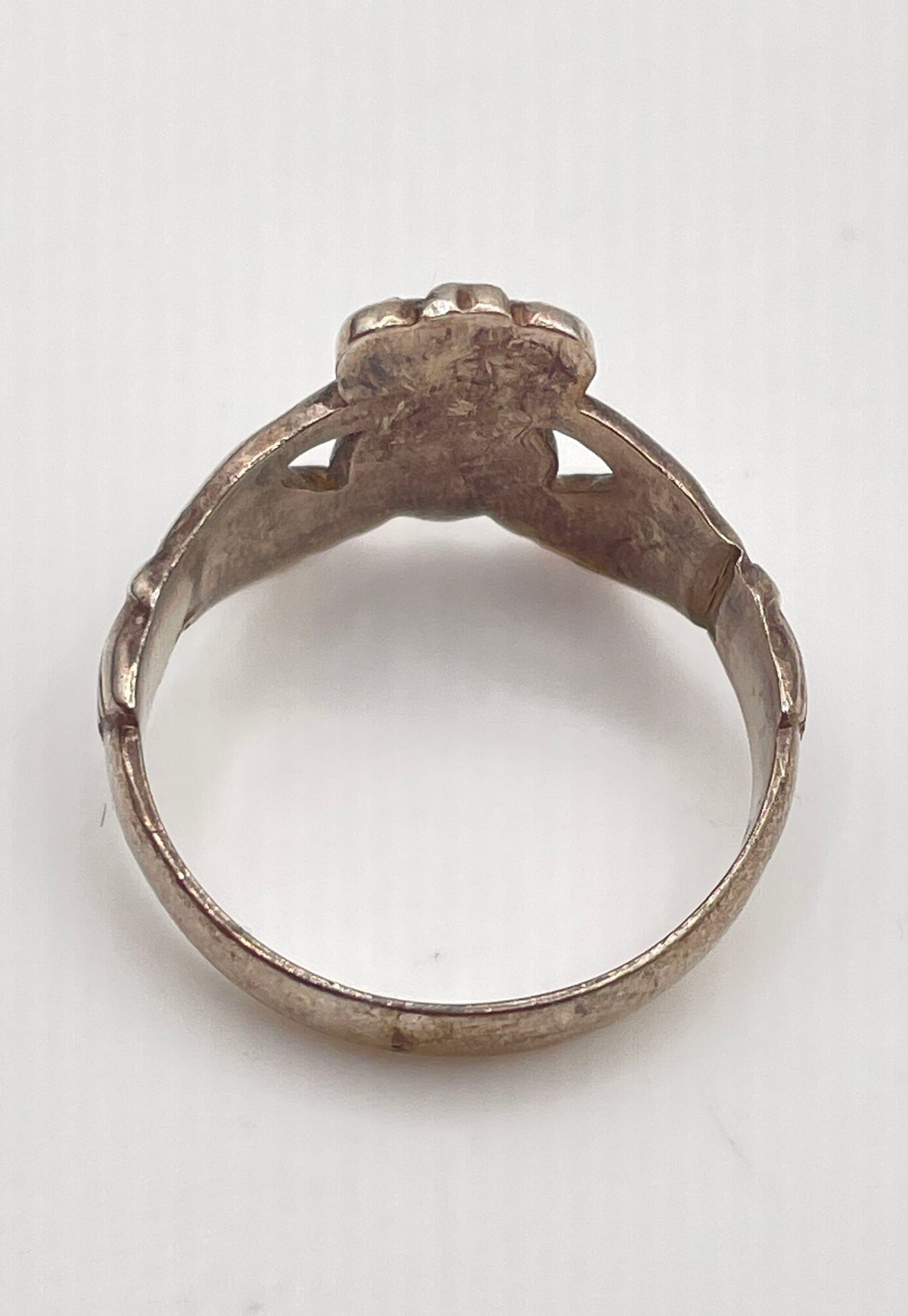 Vintage 925 Sterling Silver Claddagh Ring 5.3g