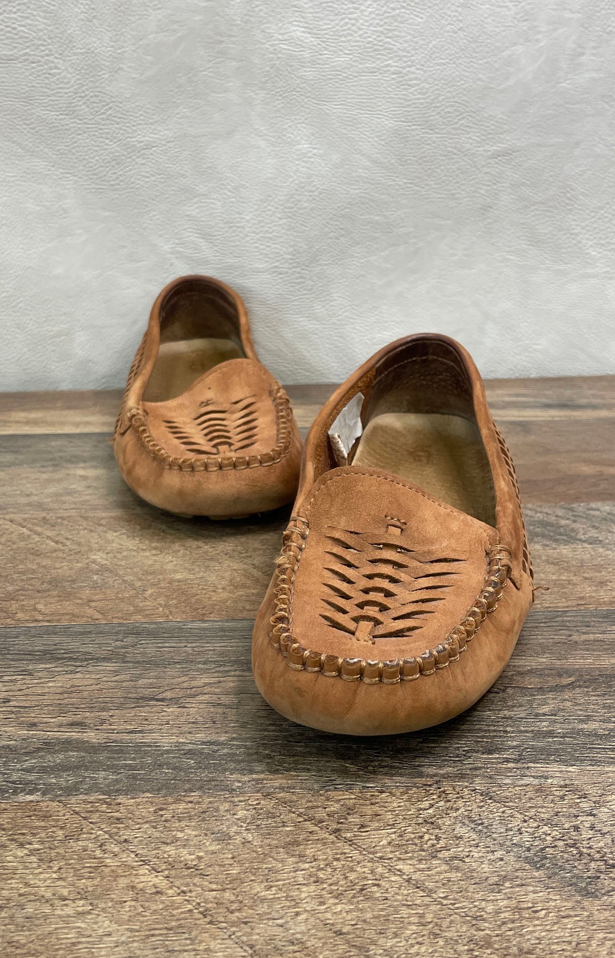 UGG Milana Tan Suede Perforated Moccasin Driving Loafers Women's Size 8
