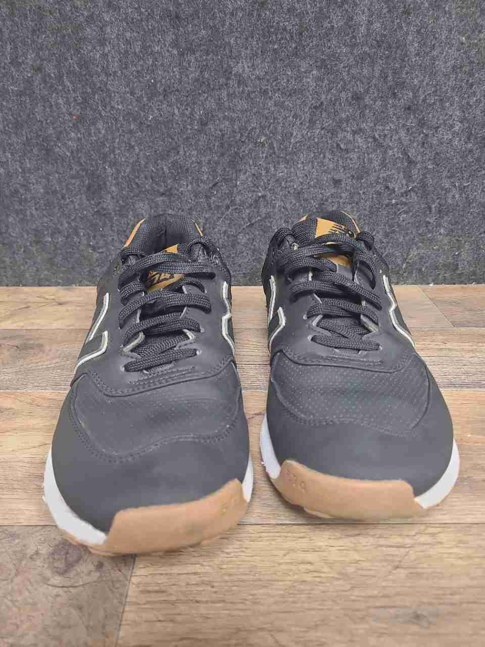New Balance 574 Black Gum Men's Lifestyle Sneakers MG574BGM Size 10