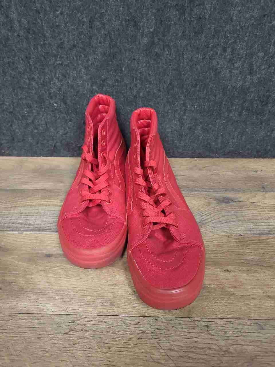 Vans Sk8-Hi Monochromatic Triple Red High Top Sneakers Men's 8.5 Women's 10