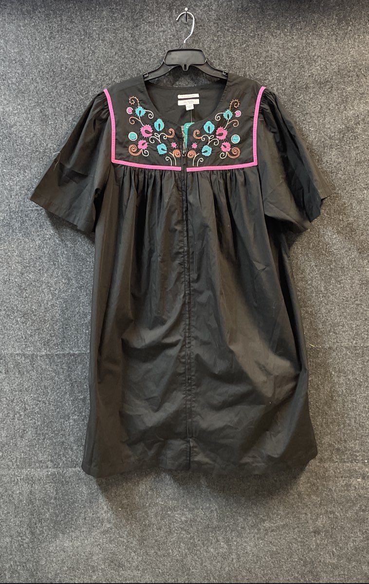 Go Softly Patio Women's Black Embroidered Beaded Zip Front Dress Sz XL NWT