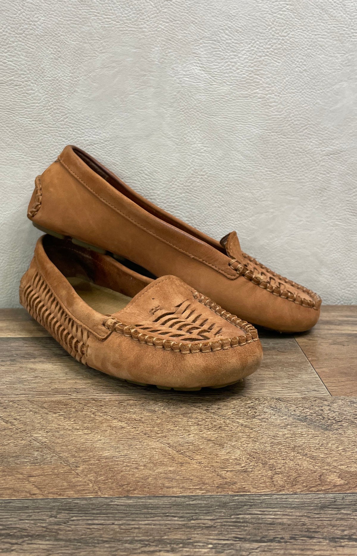 UGG Milana Tan Suede Perforated Moccasin Driving Loafers Women's Size 8