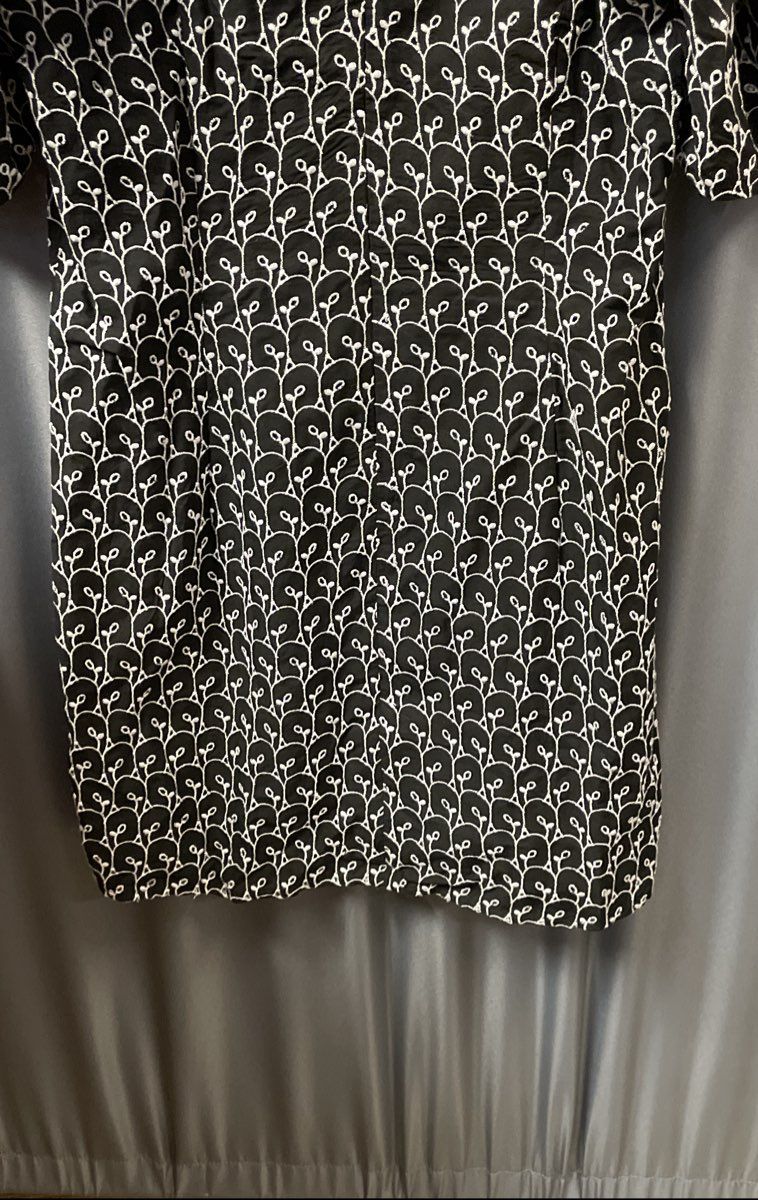 Loft Women's Black White Embroidered Short Puff Sleeve V-Neck Dress Sz 12 NWT