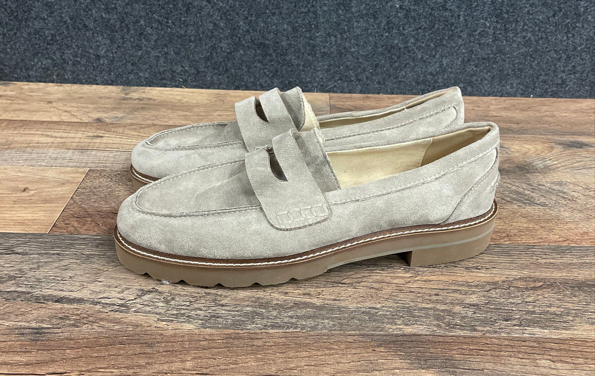 Anne Klein Everly Grey Fabric Suede Penny Loafers Women's Size 9.5W