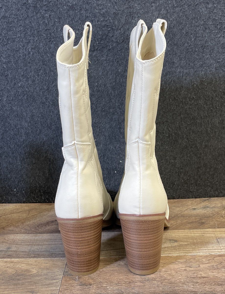 MIA Oaklynn Off White Leaf Stitched Western Cowboy Boots Women's Size 9.5