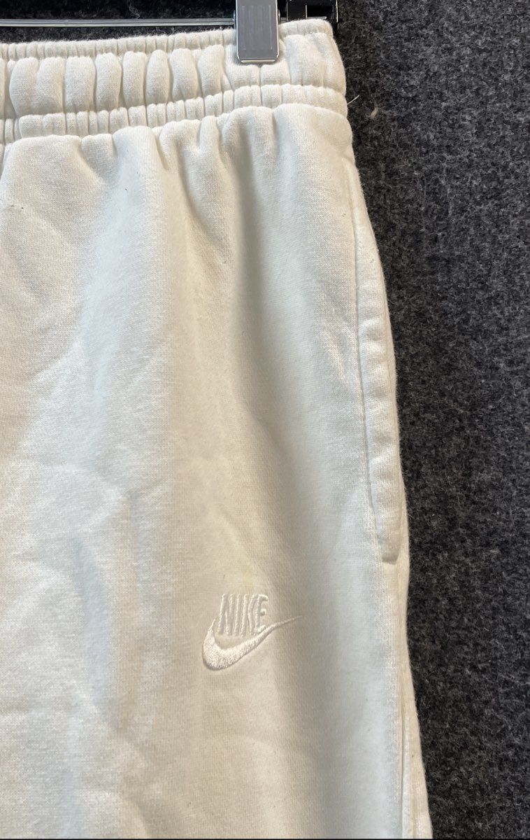 Nike Men's Sportswear Club Fleece Joggers Sweatpants Sail Off-White Sz M