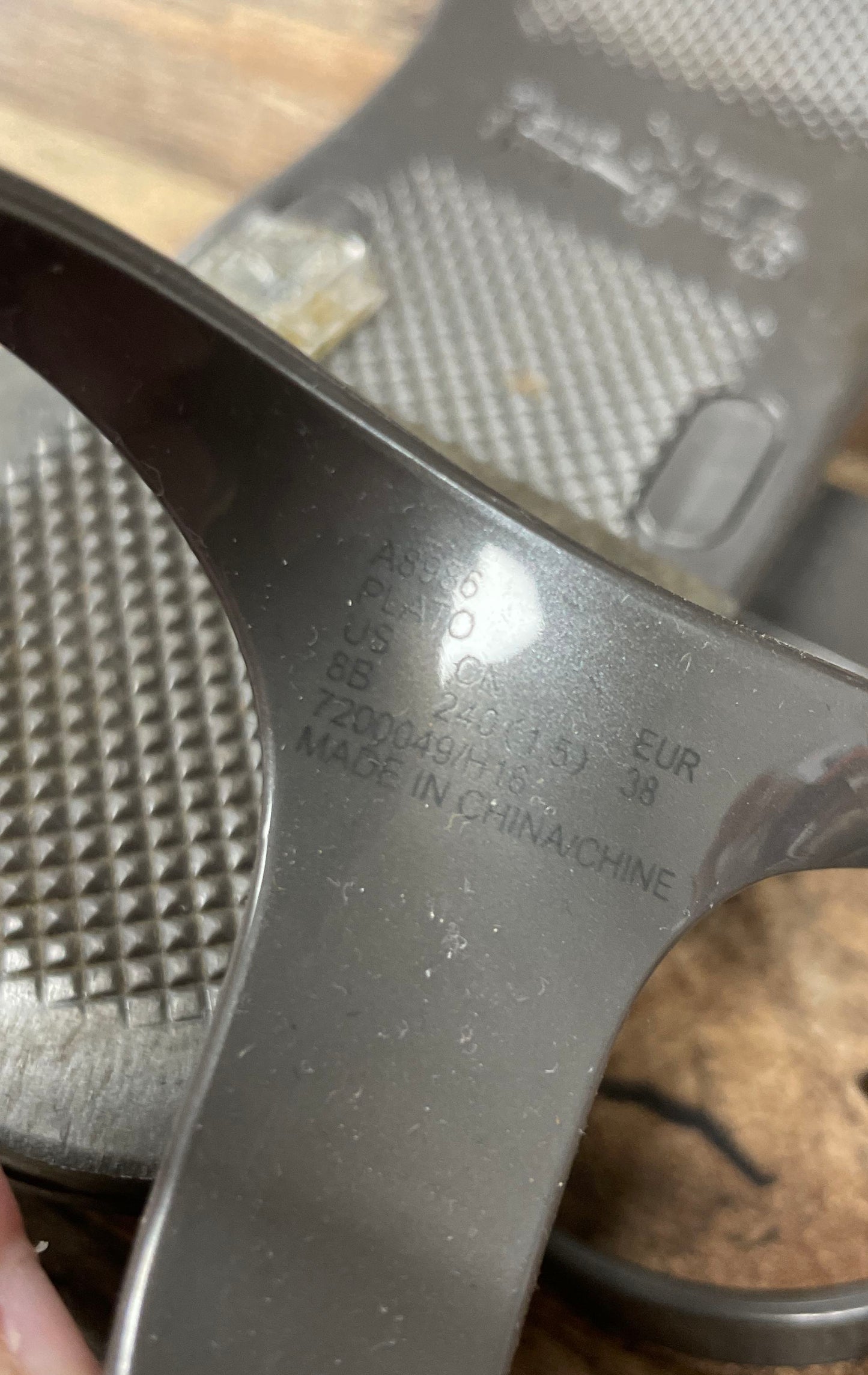 Coach Plato Grey Jelly Thong Ankle Strap Sandals Womens Size 8B A8890