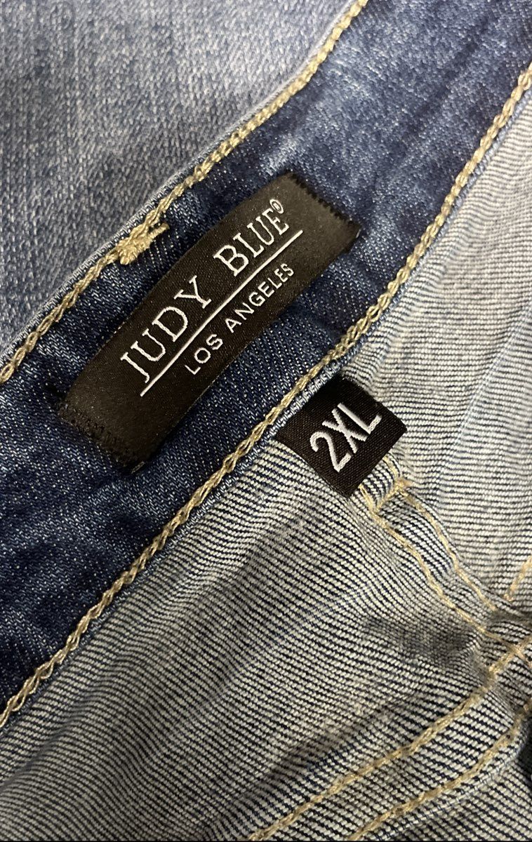 Judy Blue Women's High Rise Fray Hem Denim Shorts Blue Distressed Sz 2XL
