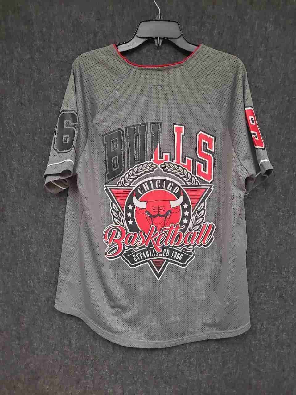 Chicago Bulls NBA Basketball Mesh Baseball Jersey Button Up Shirt Sz L