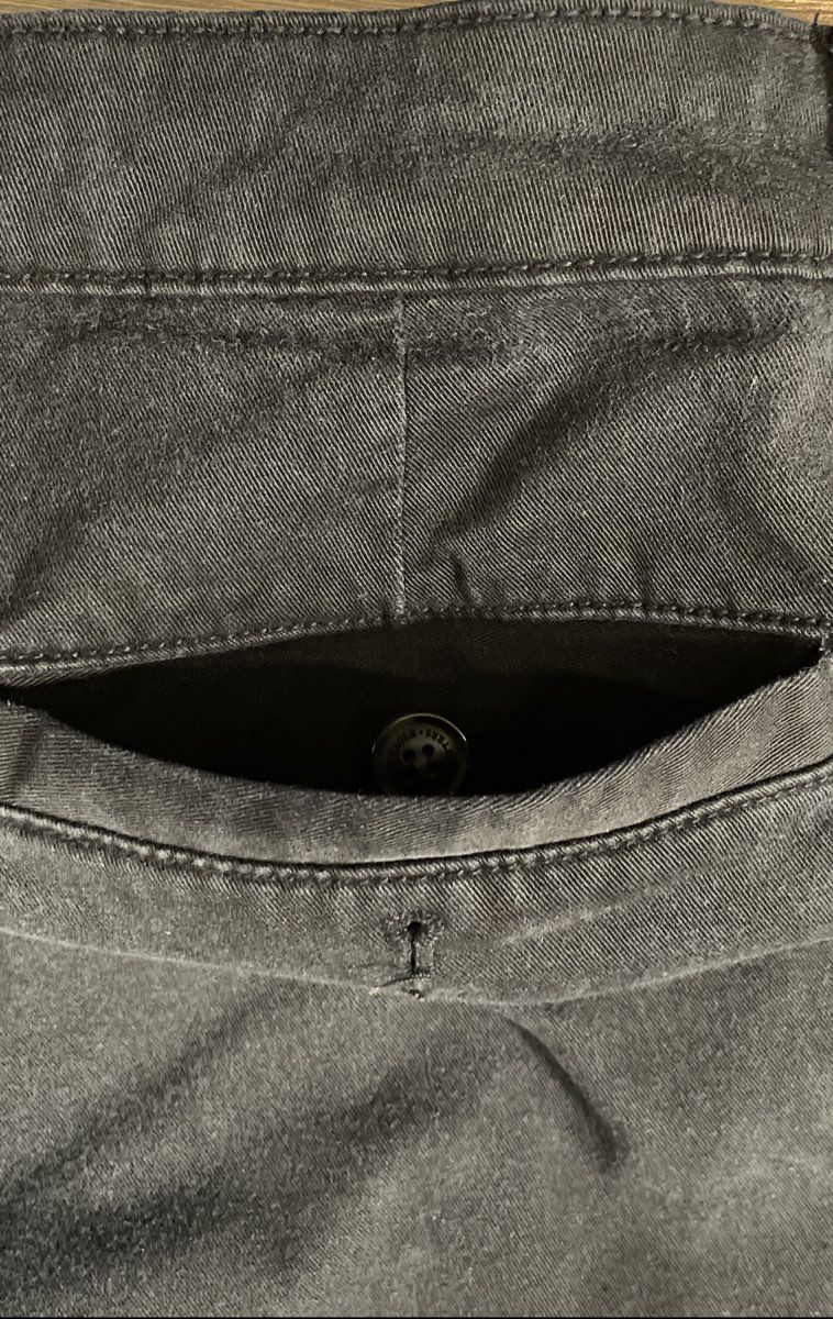 American Eagle Women's Black Super Stretch X Skinny Pants Sz 4