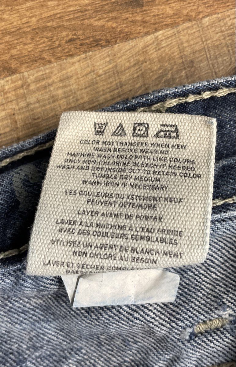 Ariat Men's Blue Denim Jeans Straight Leg Heavy Contrast Stitch Distressed