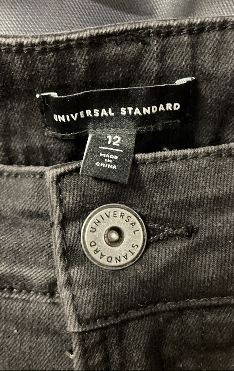 Universal Standard Women's Black Straight Leg Stretch Jeans Sz 12