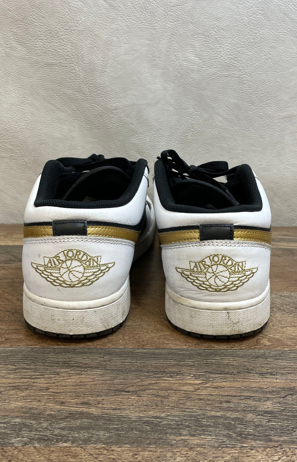 Nike Air Jordan 1 Low White Black Metallic Gold Sneakers Size 14