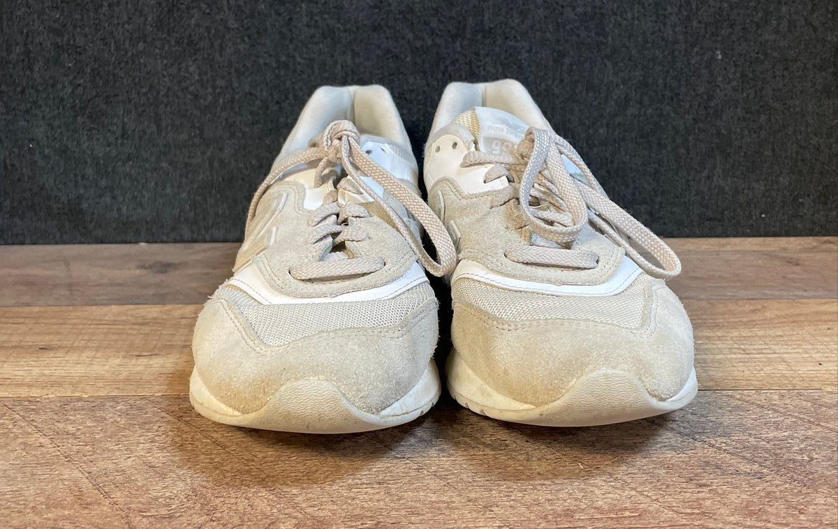 New Balance 997H Beige CW997HSM Women's Lifestyle Sneakers Size 9.5